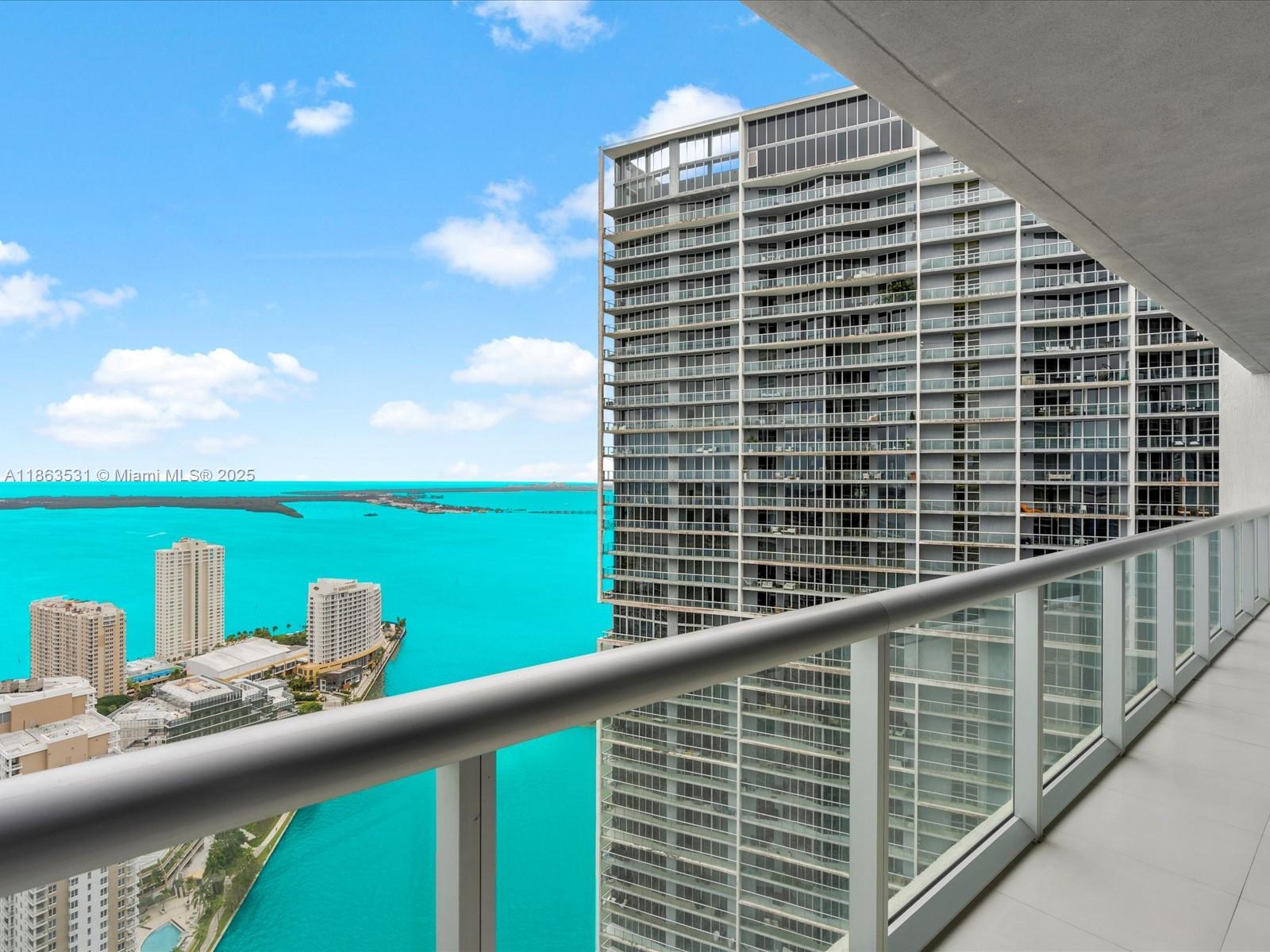 465 Brickell Ave # 4605