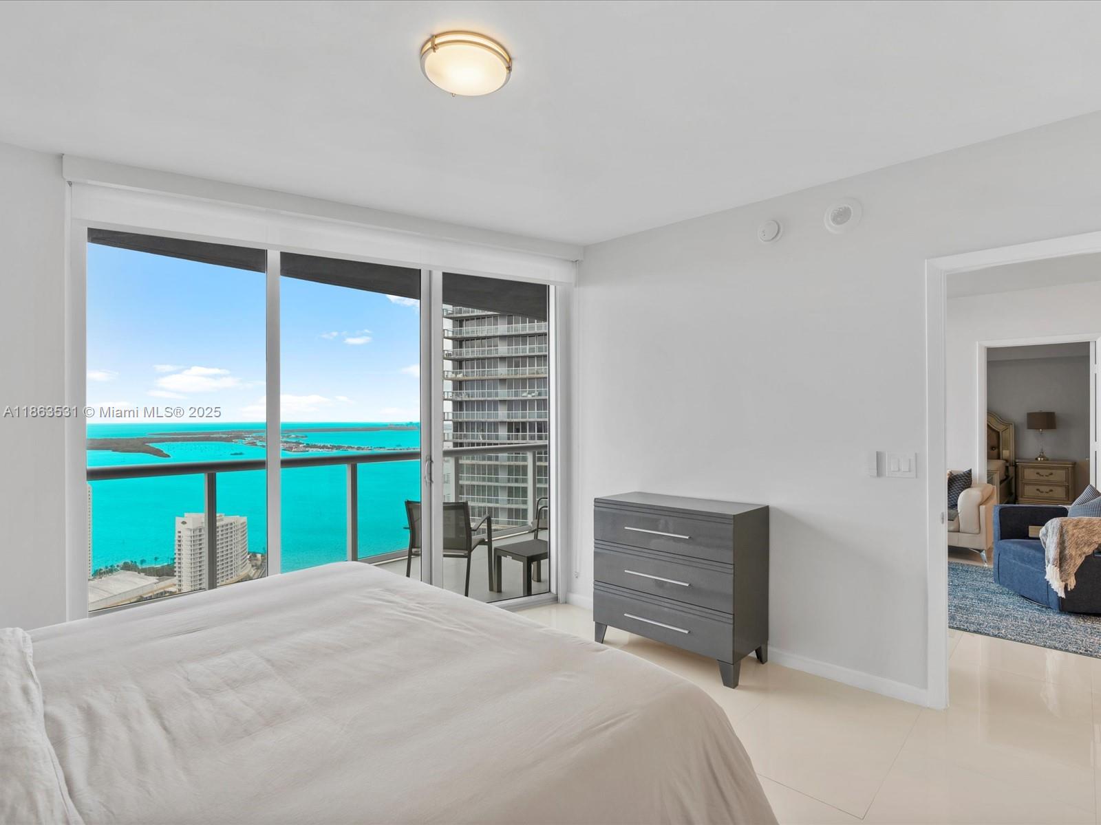 465 Brickell Ave # 4605