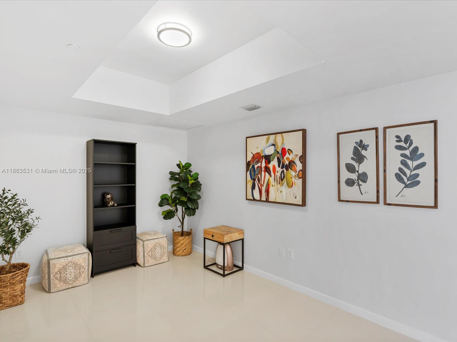 465 Brickell Ave # 4605