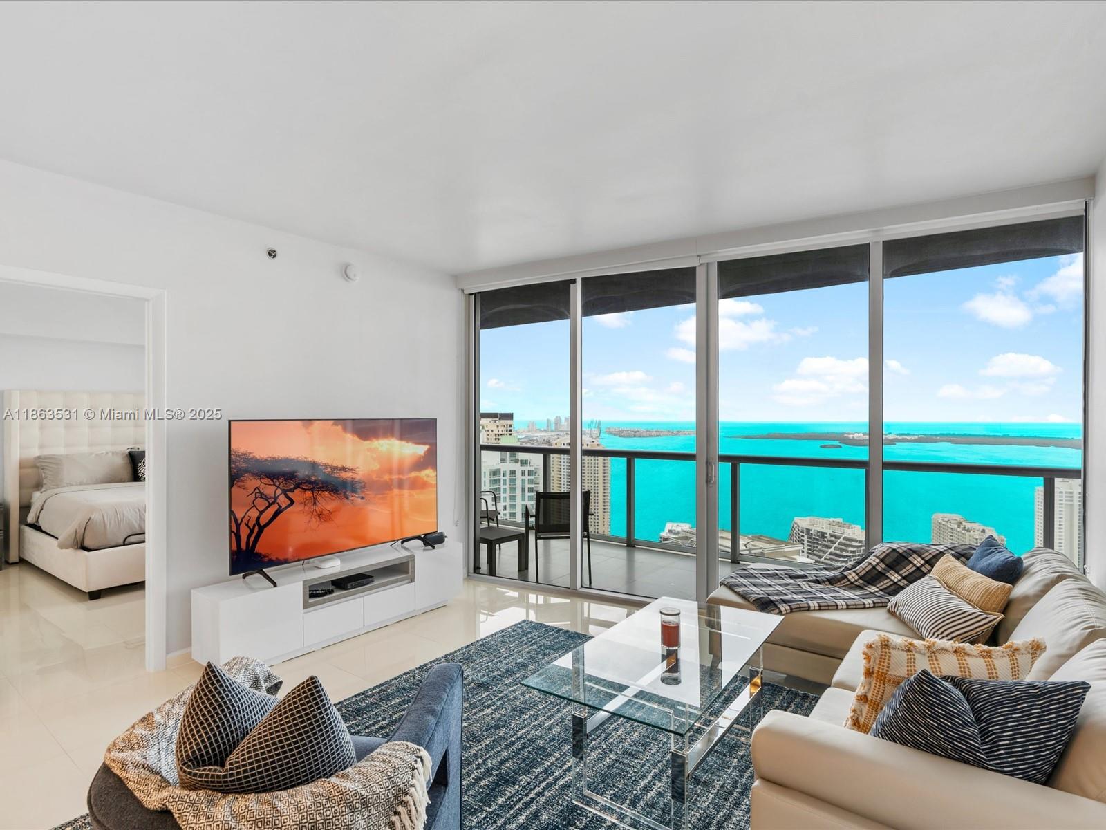 465 Brickell Ave # 4605
