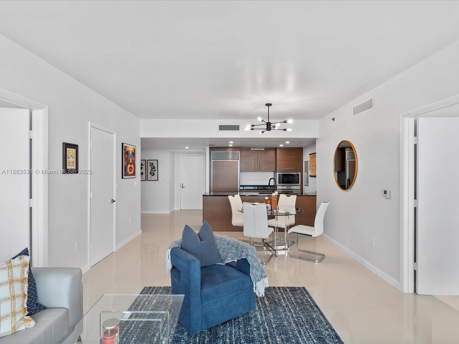 465 Brickell Ave # 4605