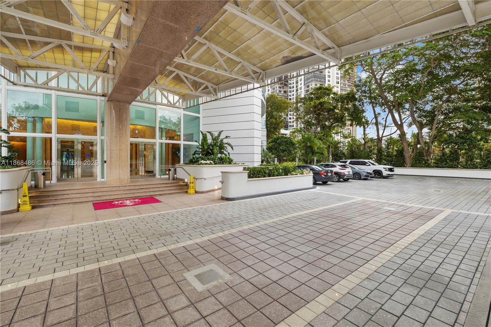 2127 Brickell Ave # 1504