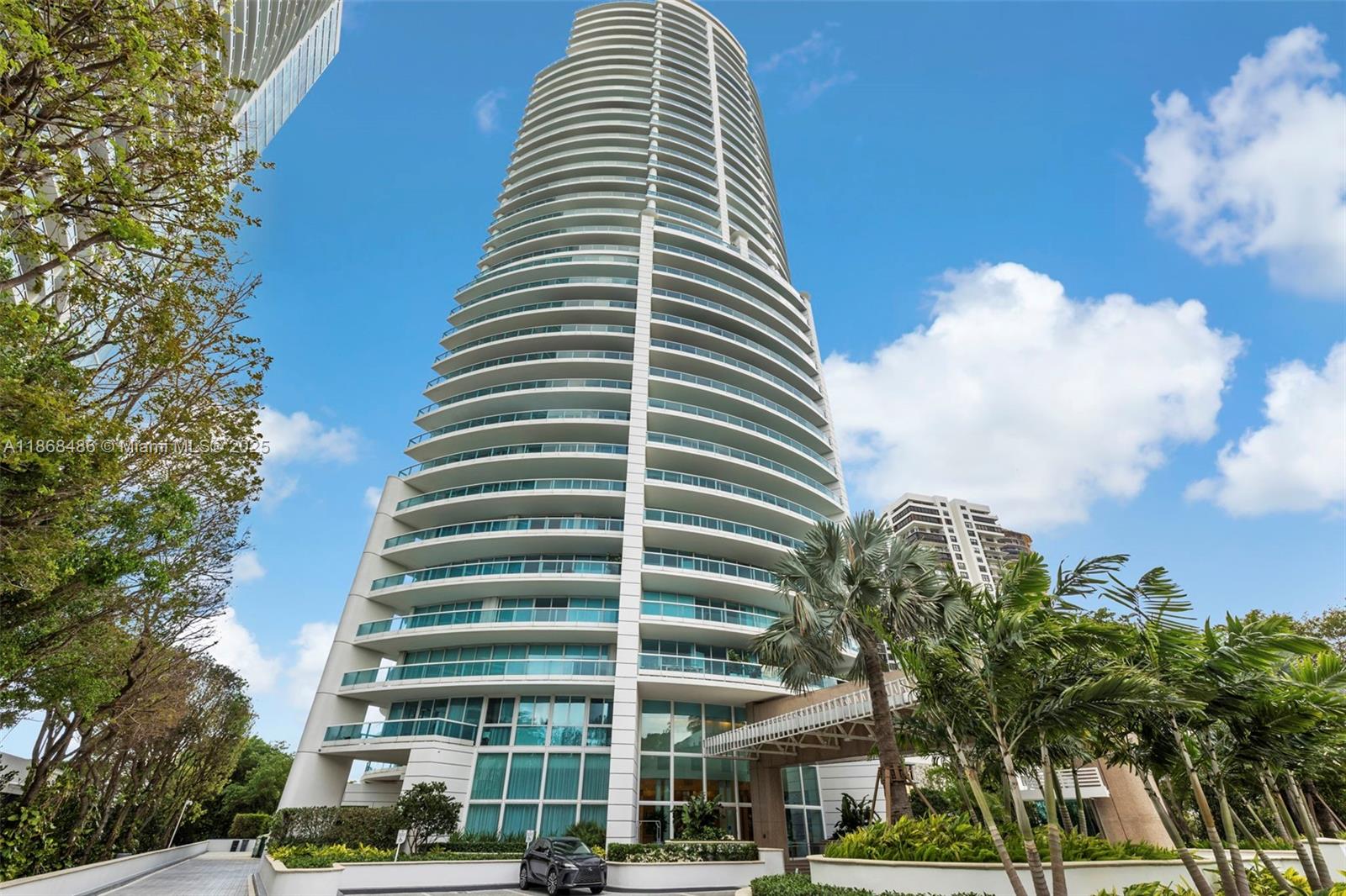 2127 Brickell Ave # 1504