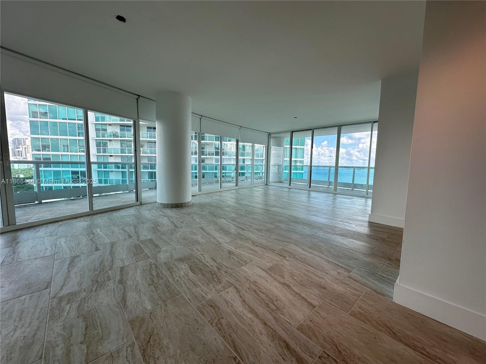 2127 Brickell Ave # 1504