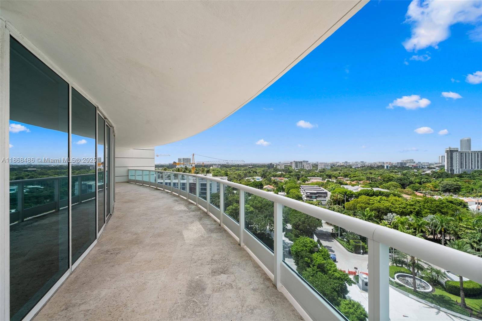 2127 Brickell Ave # 1504