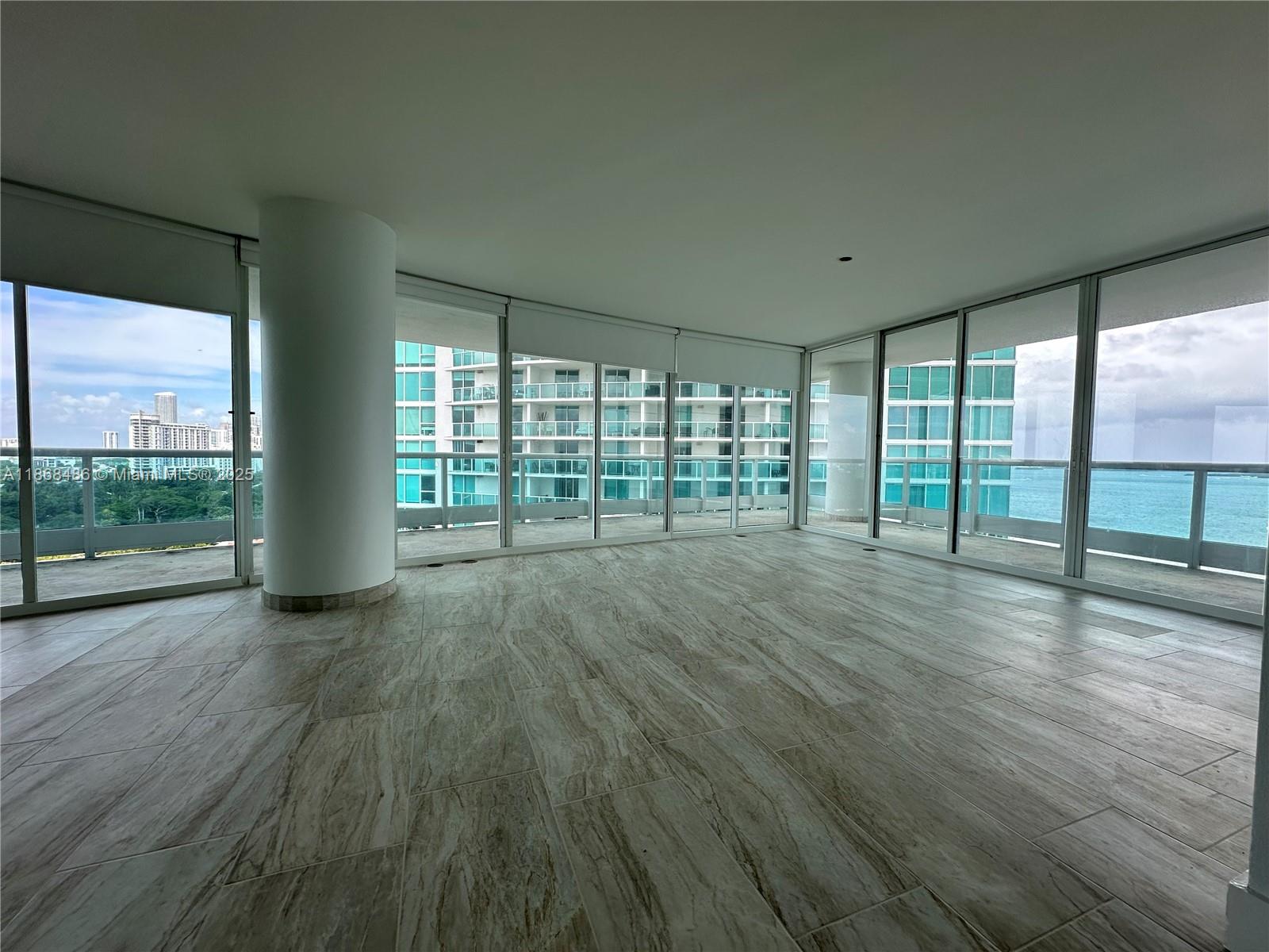 2127 Brickell Ave # 1504