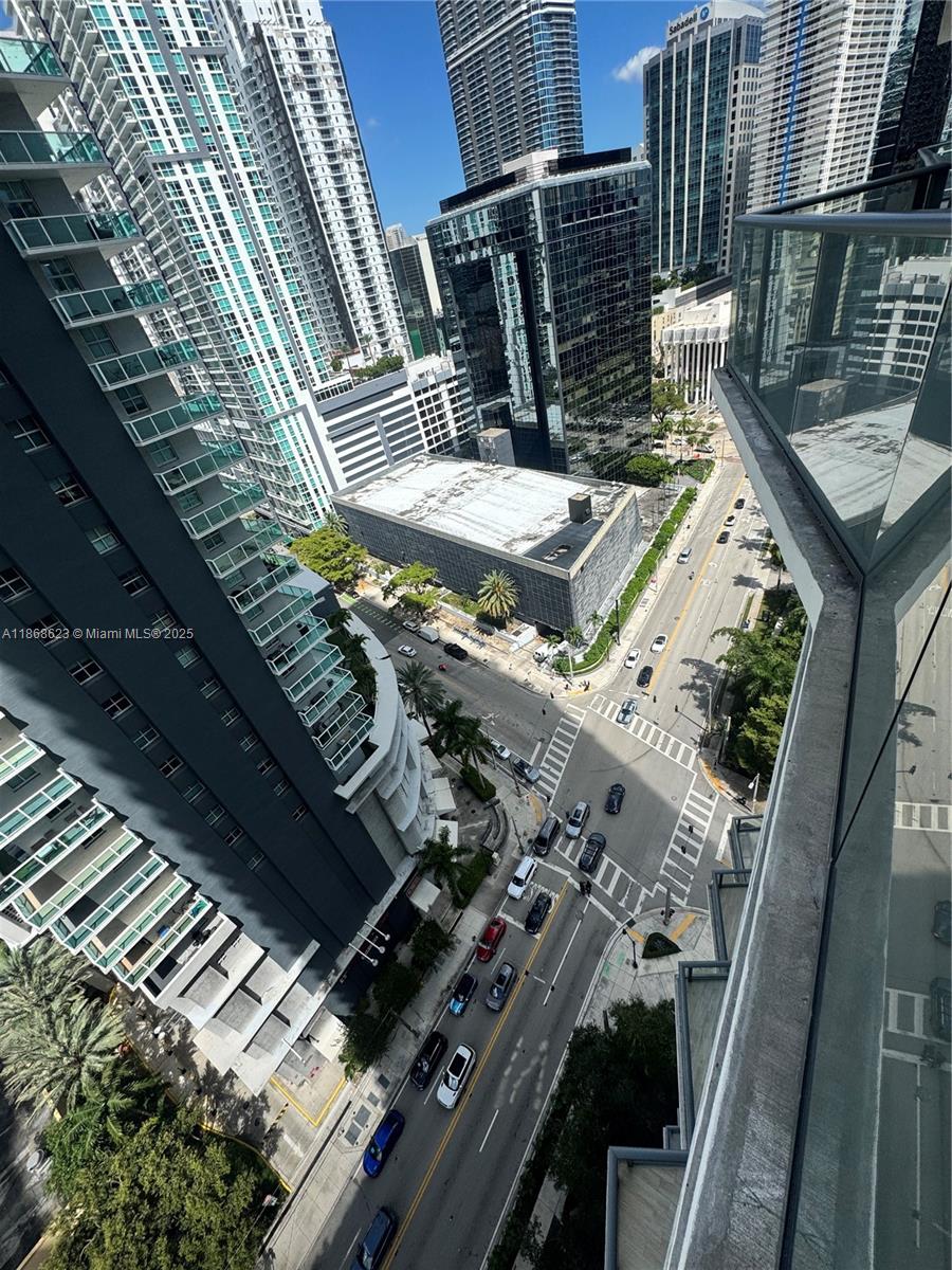 1300 S Miami Ave Unit: 1811
