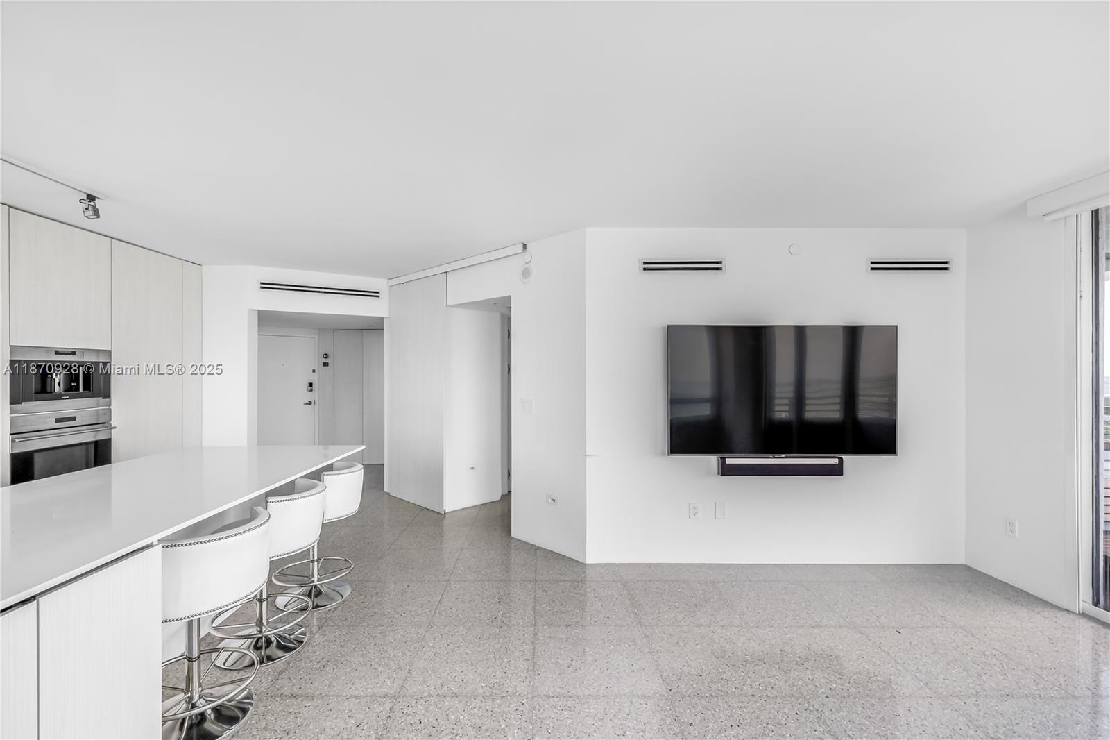 1330 West Ave # 3201