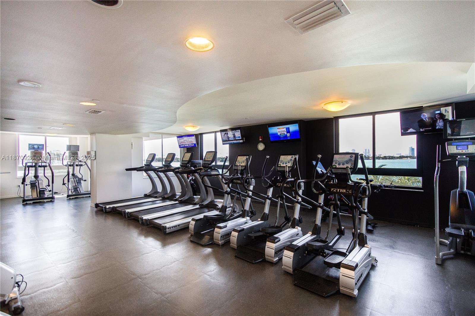 1330 West Ave # 3201