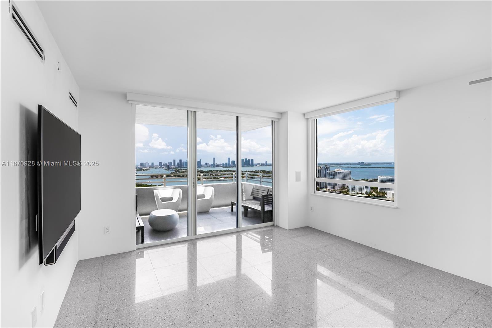 1330 West Ave # 3201