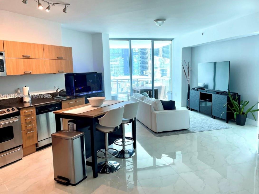 350 S Miami Ave Unit: 1808