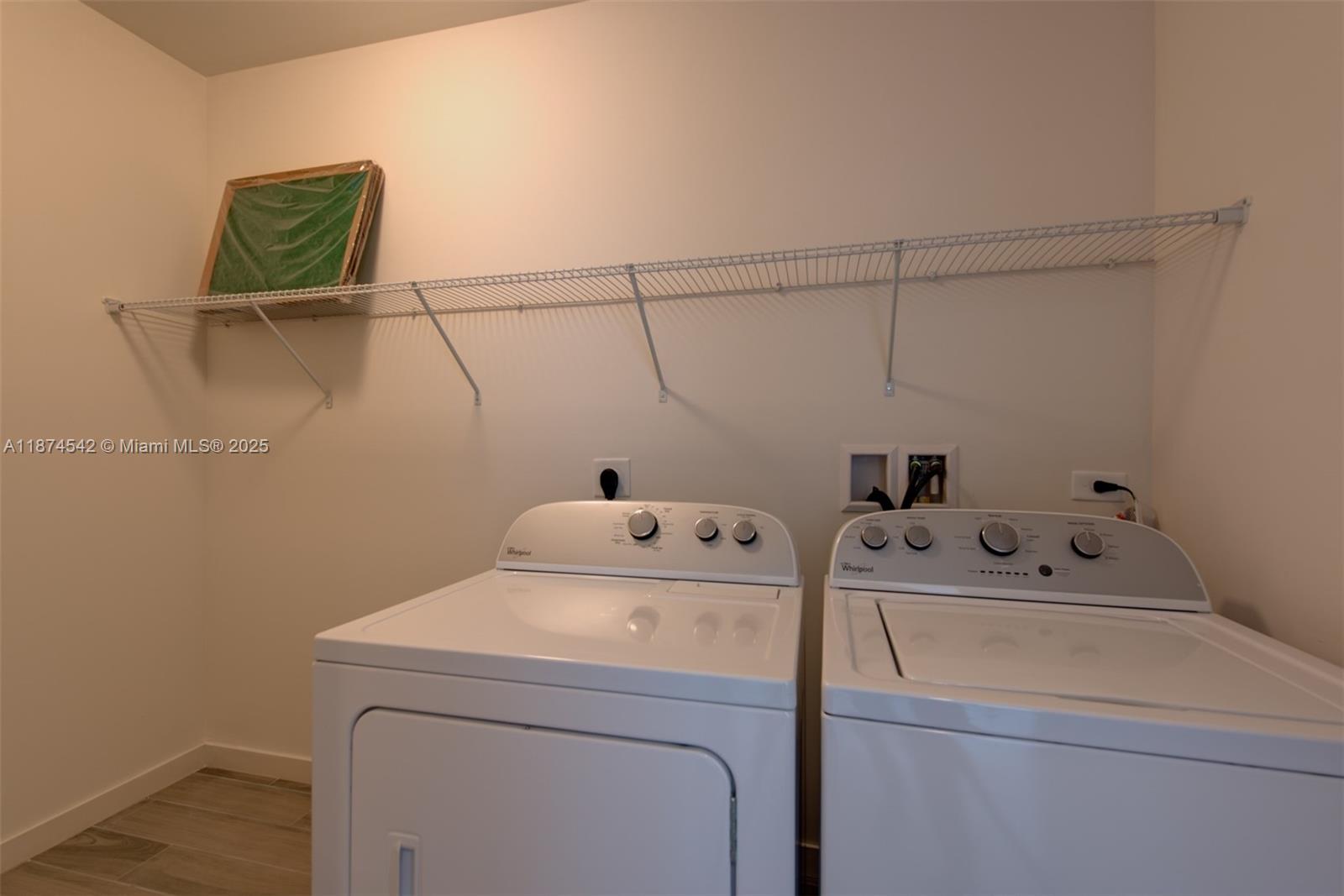 999 SW 1st Ave Unit: PH08