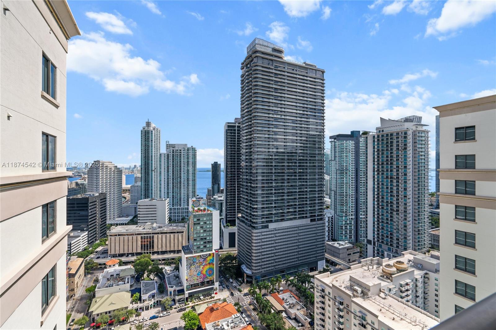 999 SW 1st Ave Unit: PH08