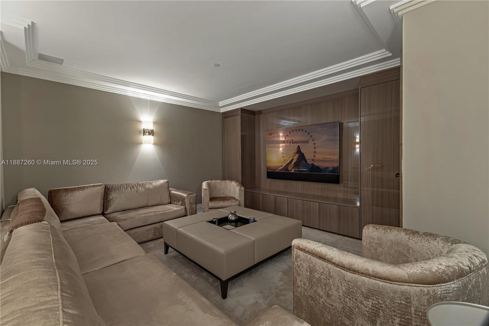 7085 Fisher Island Dr # 7085