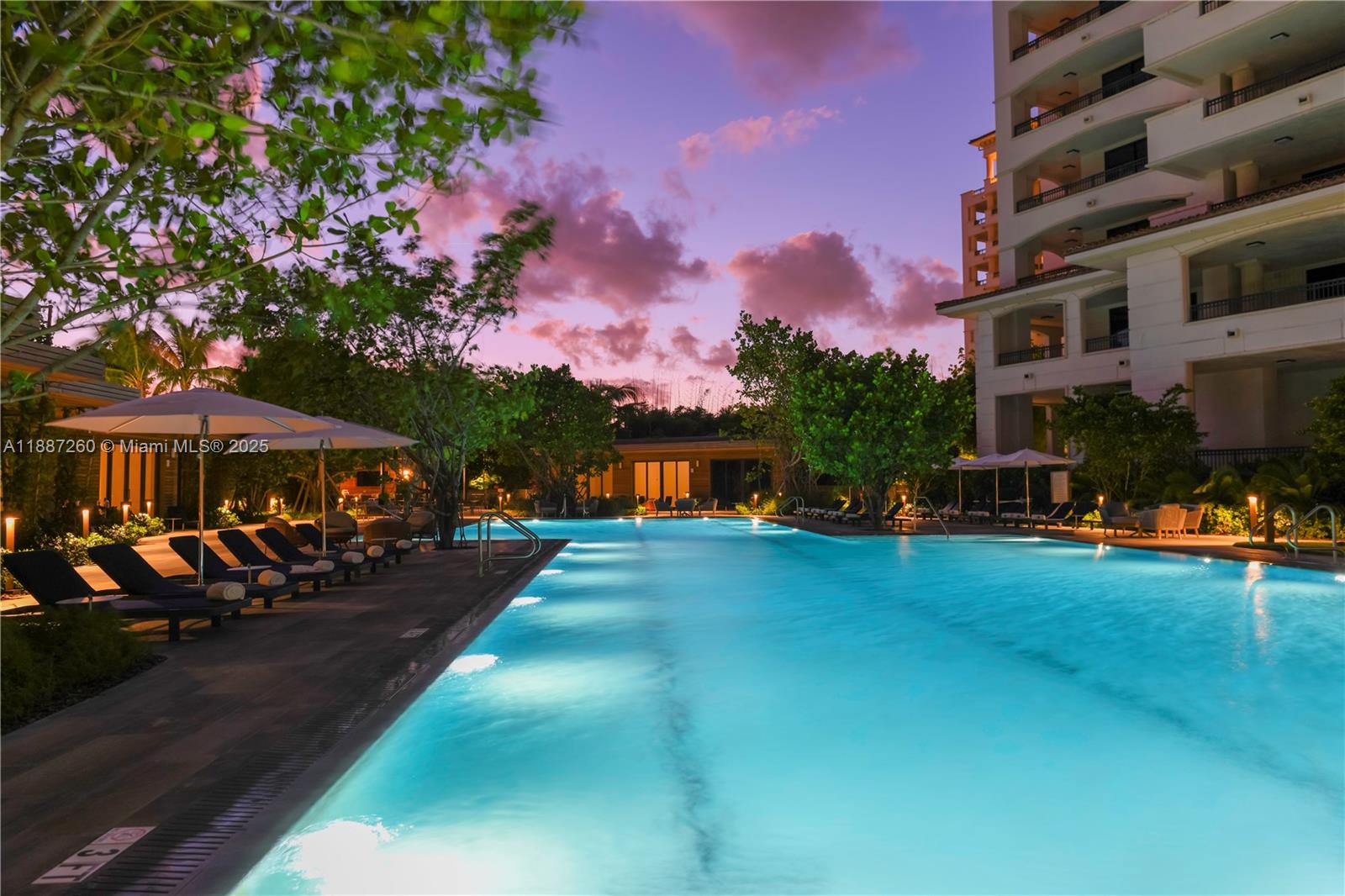 7085 Fisher Island Dr # 7085