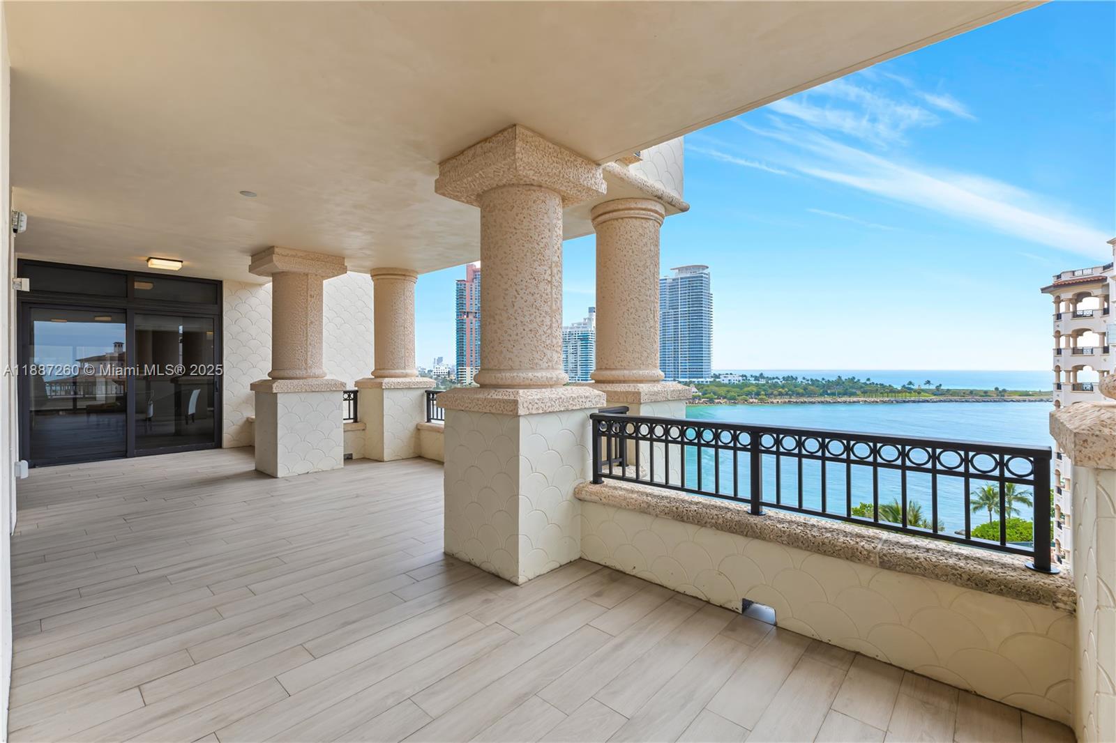 7085 Fisher Island Dr # 7085