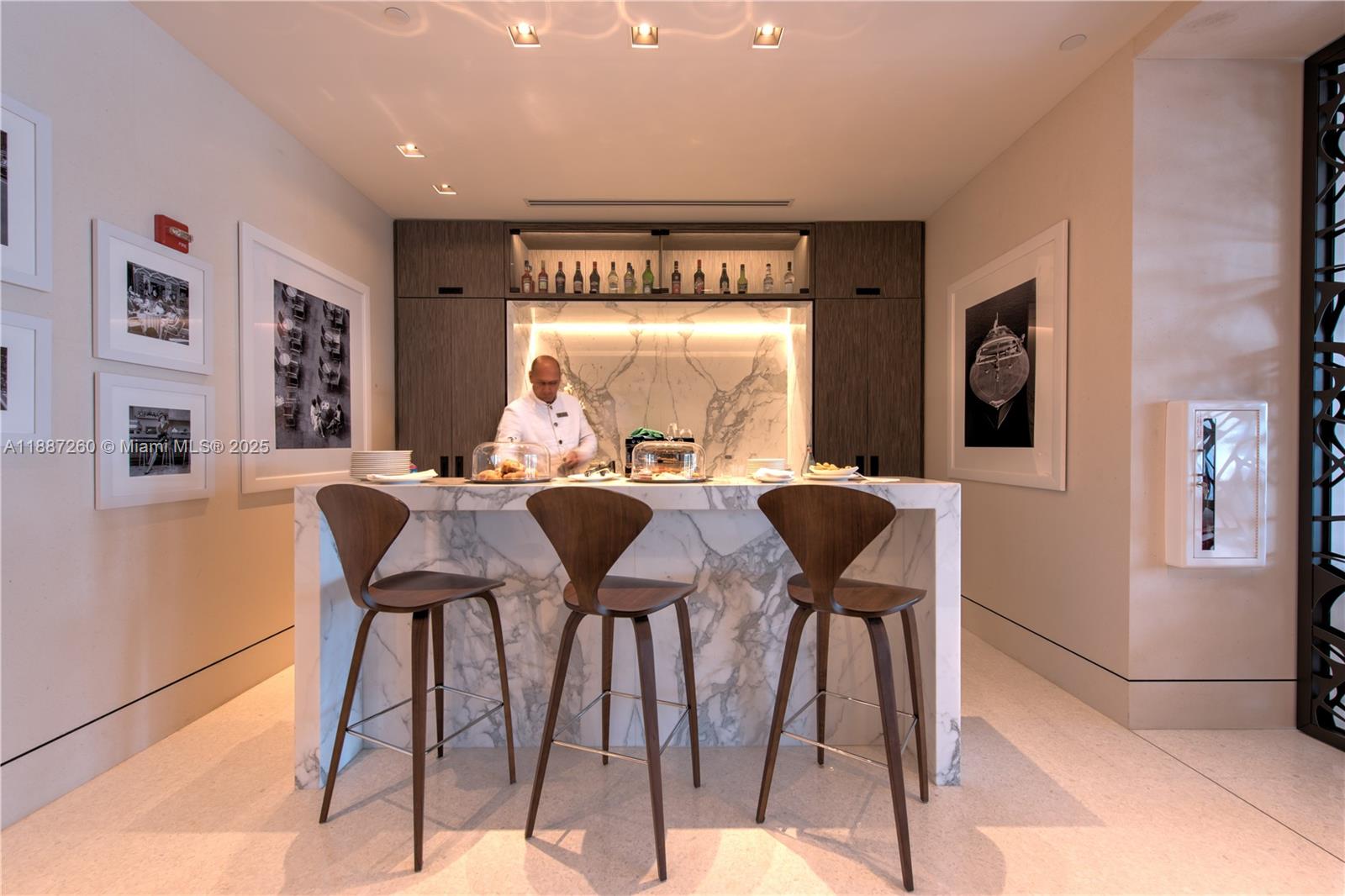 7085 Fisher Island Dr # 7085