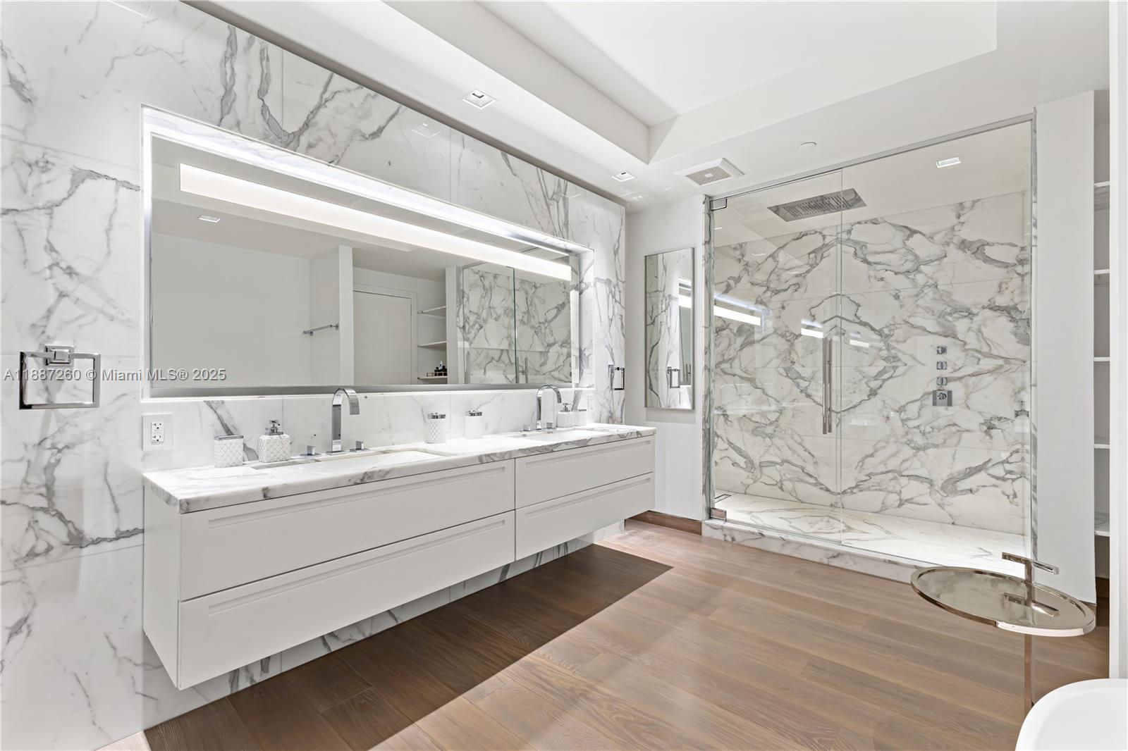 7085 Fisher Island Dr # 7085
