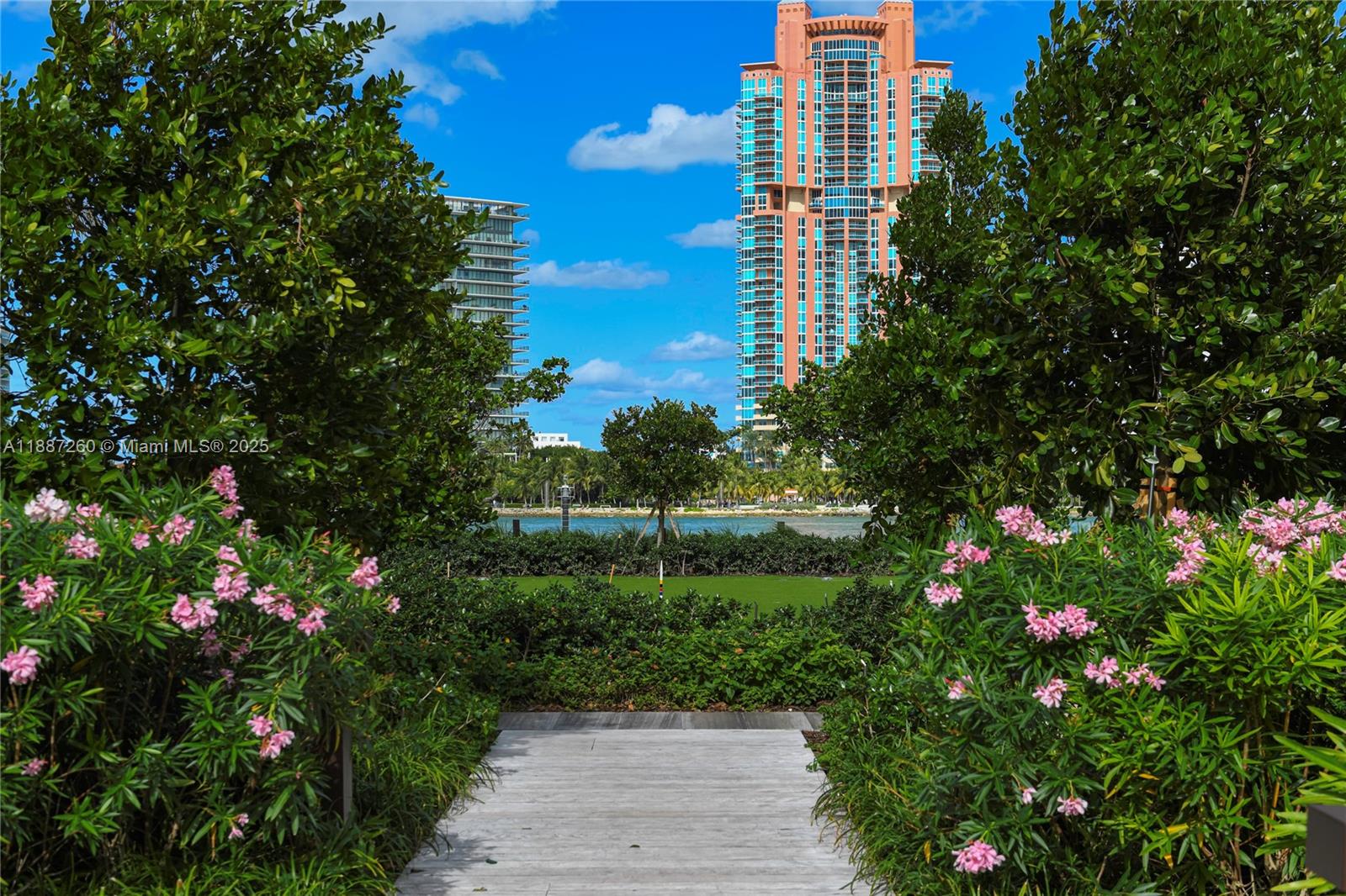 7085 Fisher Island Dr # 7085