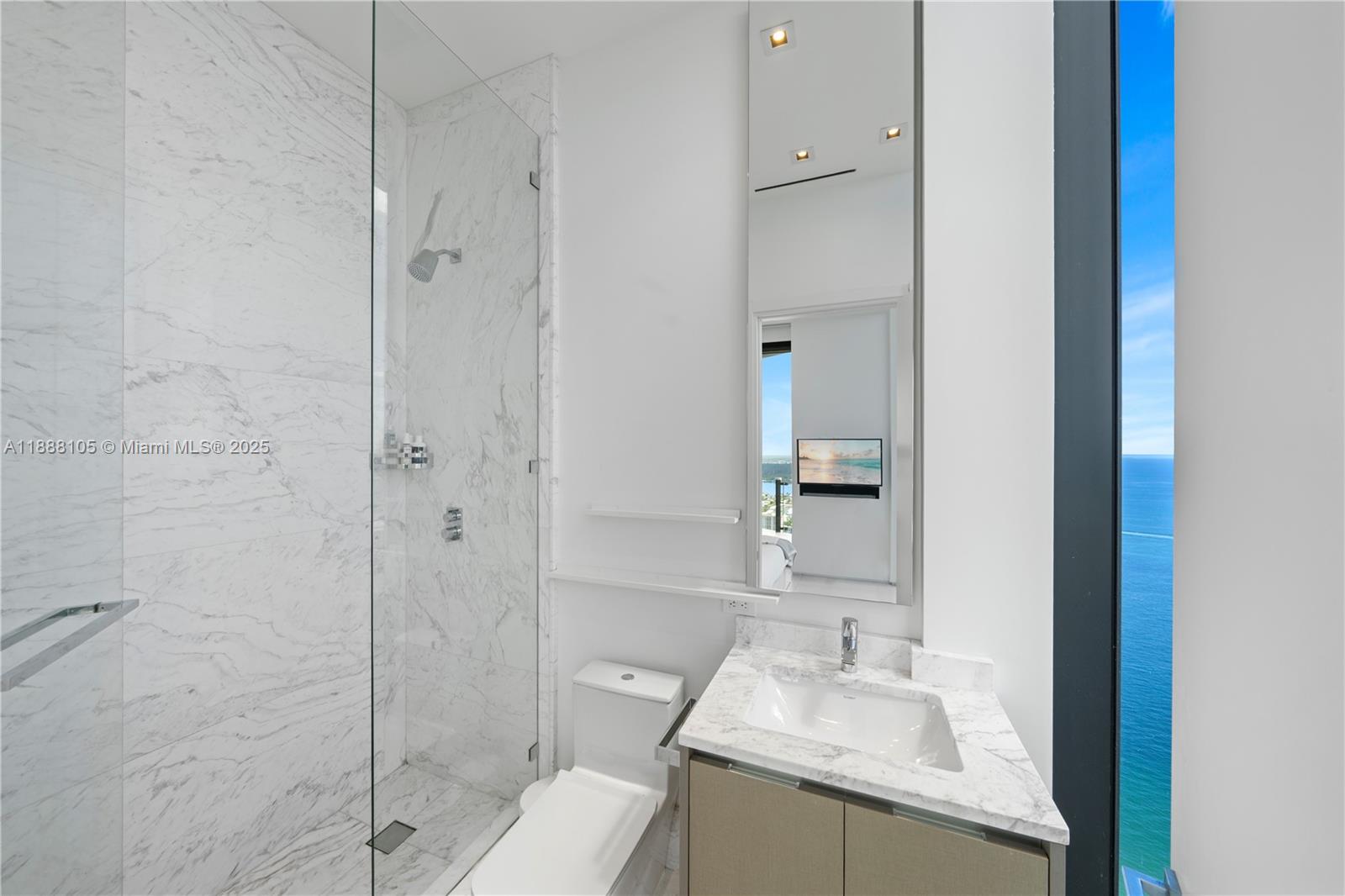 17141 Collins Ave # 1, Sunny Isles Beach Unit: LPH-1
