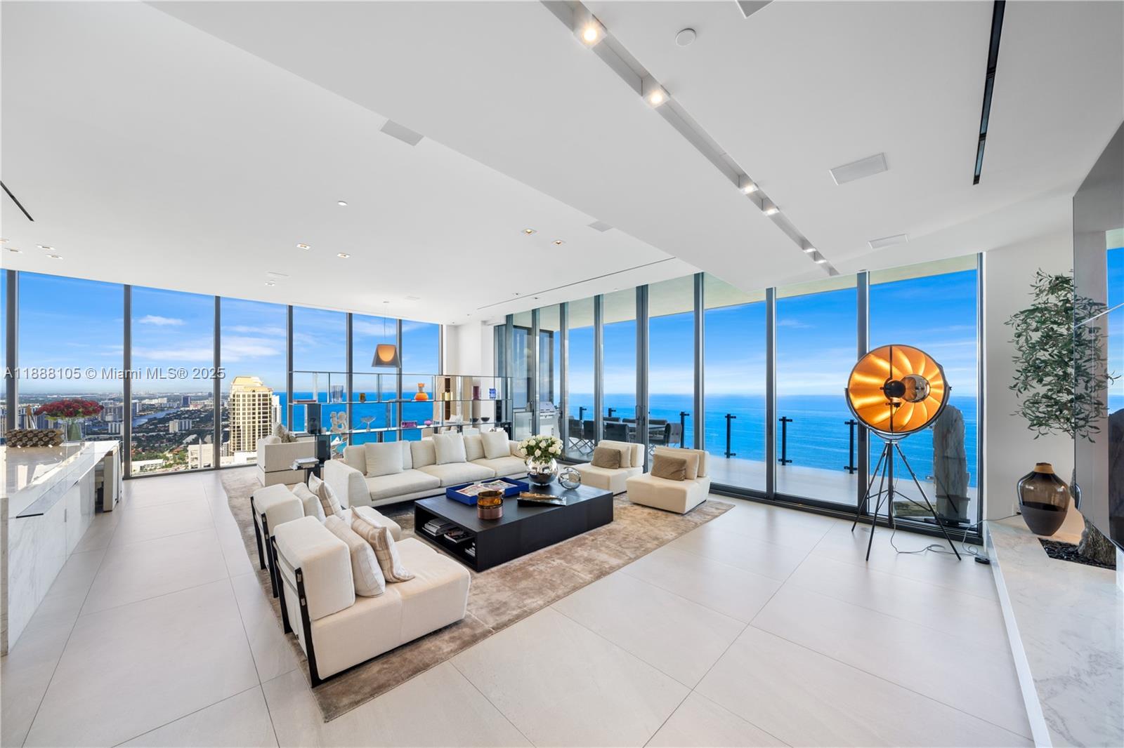 17141 Collins Ave # 1, Sunny Isles Beach Unit: LPH-1