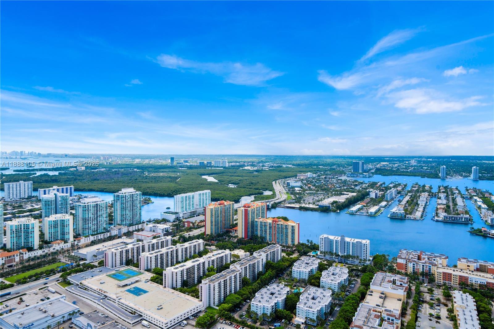 17141 Collins Ave # 1, Sunny Isles Beach Unit: LPH-1