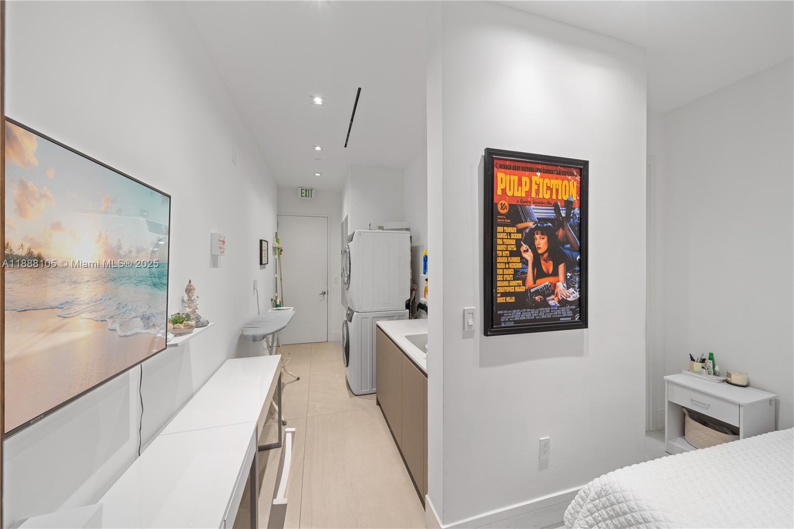 17141 Collins Ave # 1, Sunny Isles Beach Unit: LPH-1