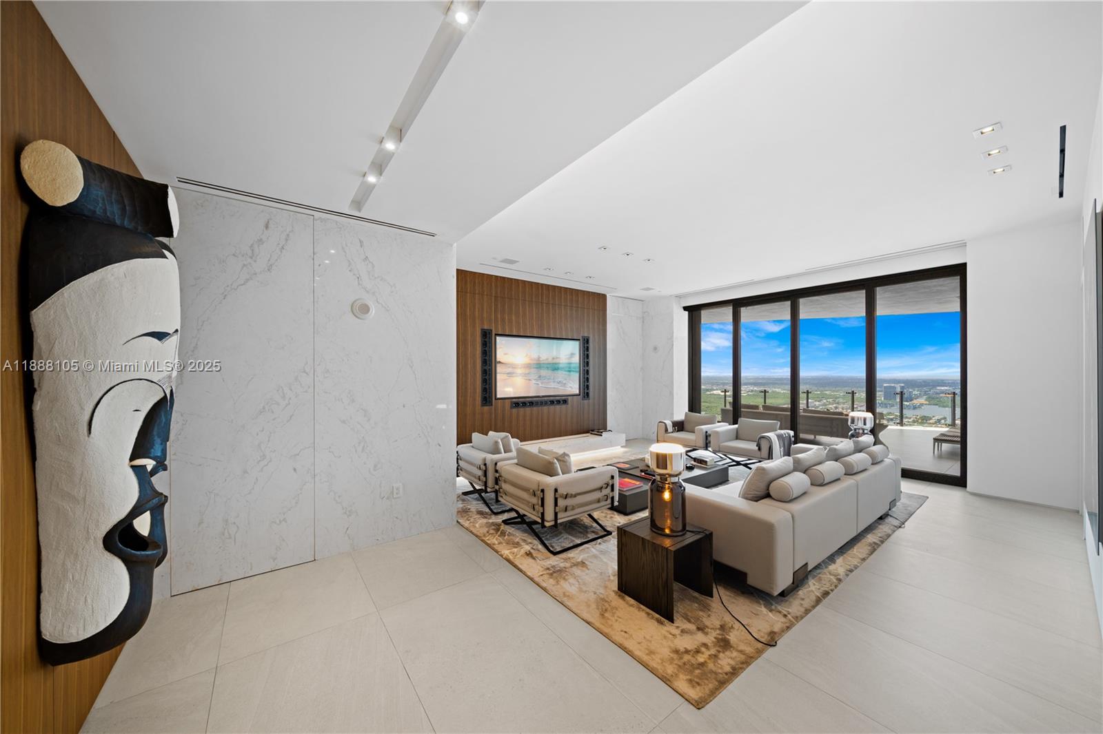 17141 Collins Ave # 1, Sunny Isles Beach Unit: LPH-1