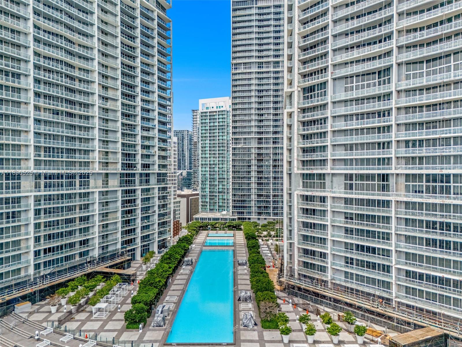 465 Brickell Ave # 4201
