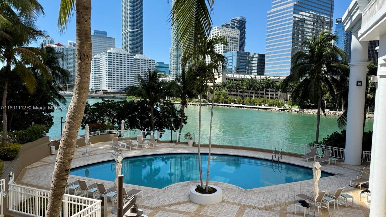 801 Brickell Key Blvd # 908