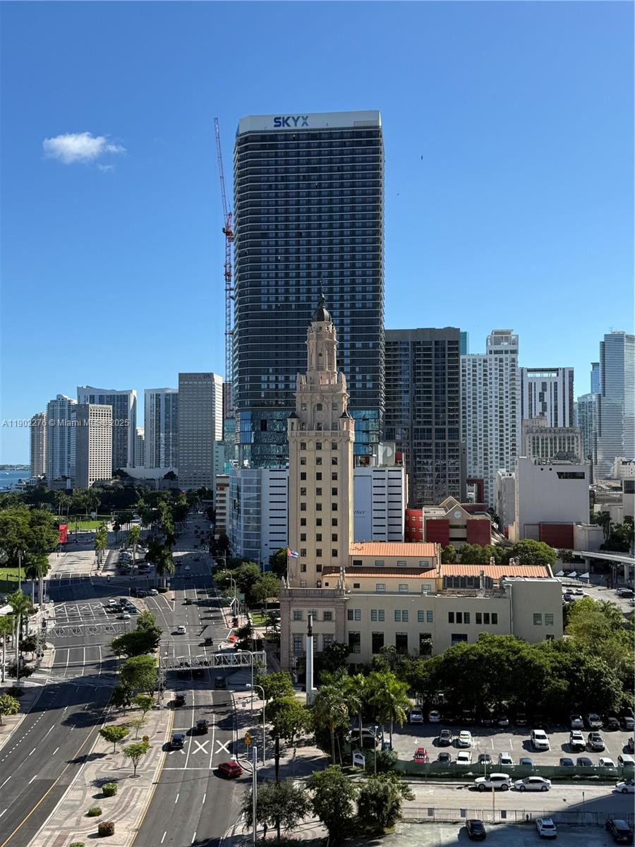 888 Biscayne Blvd # 4704