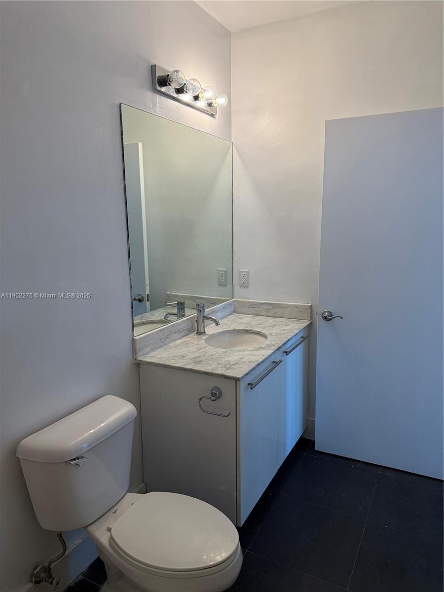 888 Biscayne Blvd # 4704