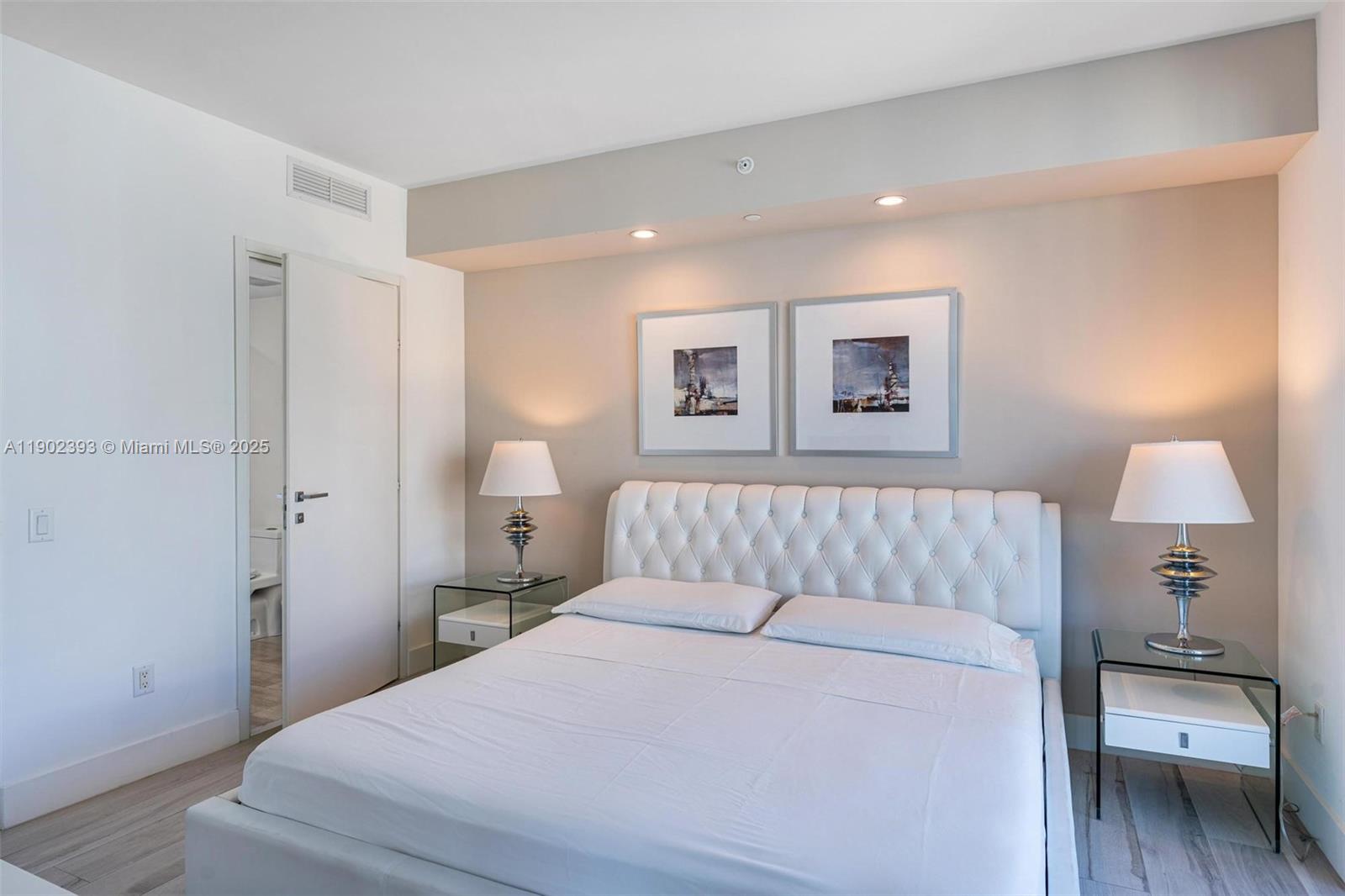 1300 Brickell Bay Dr # 3307, Miami Unit: 3307