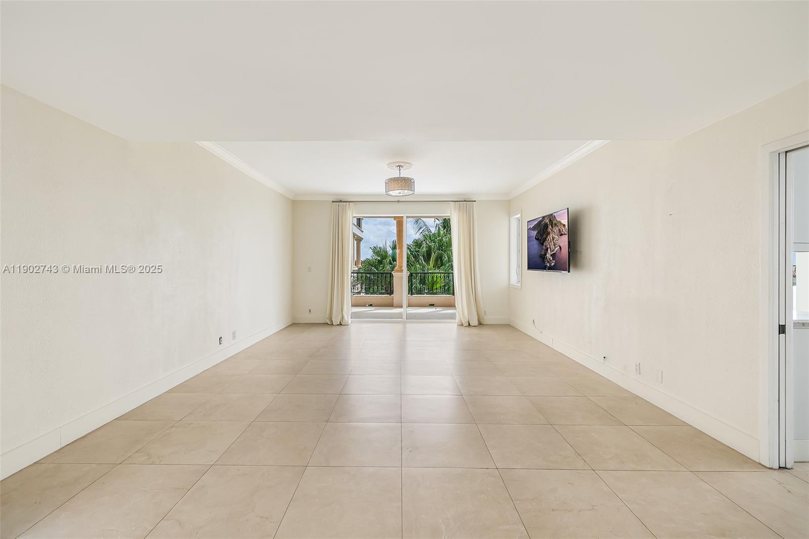 19236 Fisher Island Dr # 19236