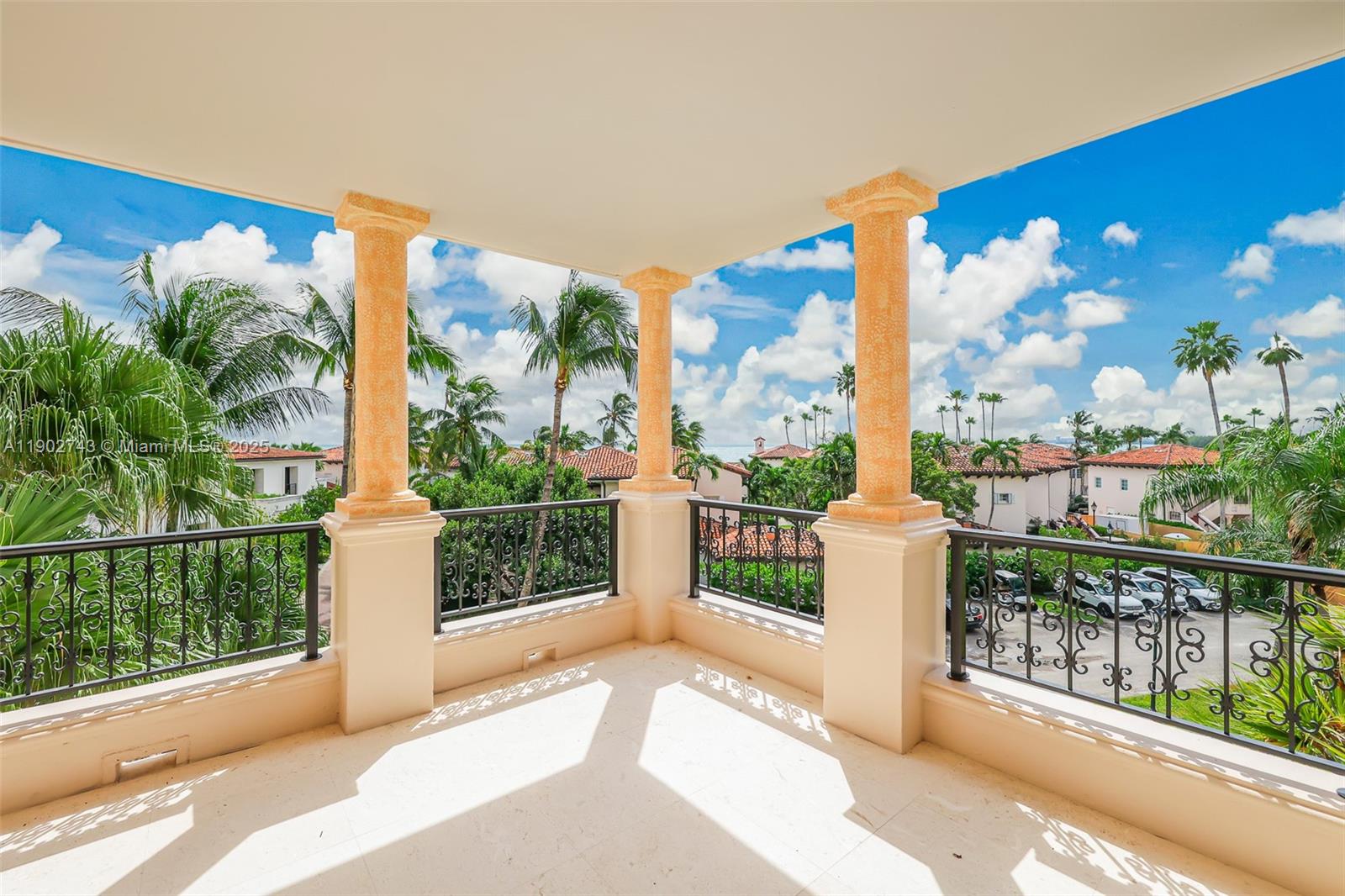 19236 Fisher Island Dr # 19236
