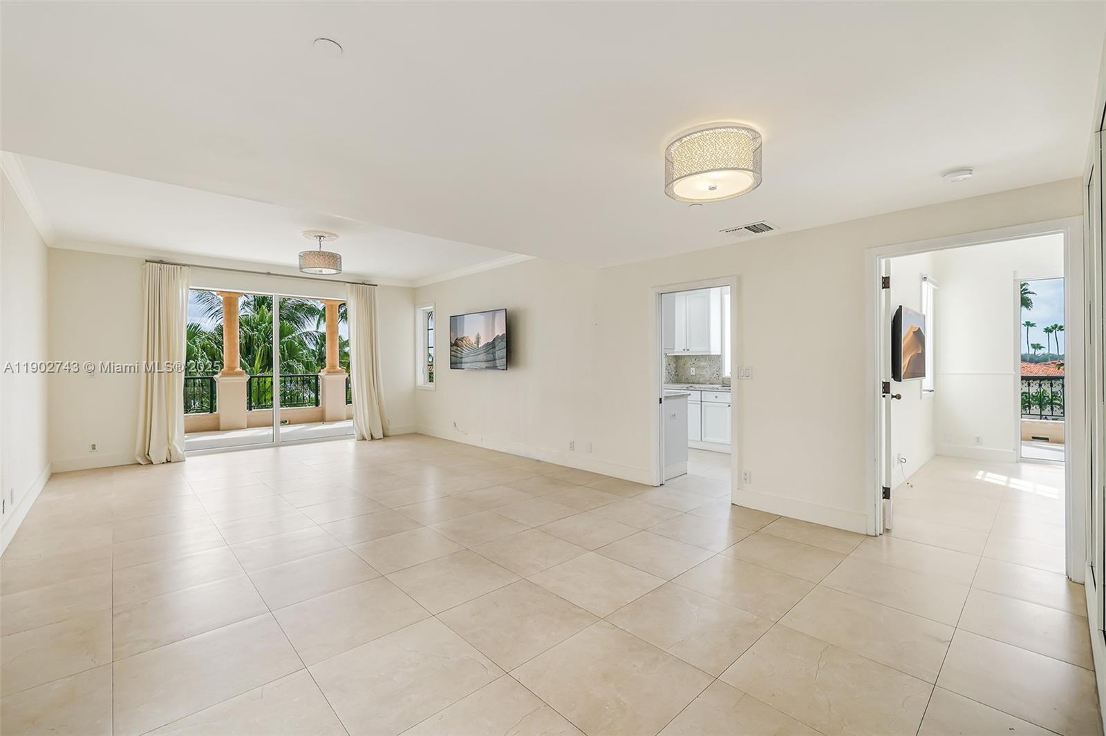 19236 Fisher Island Dr # 19236