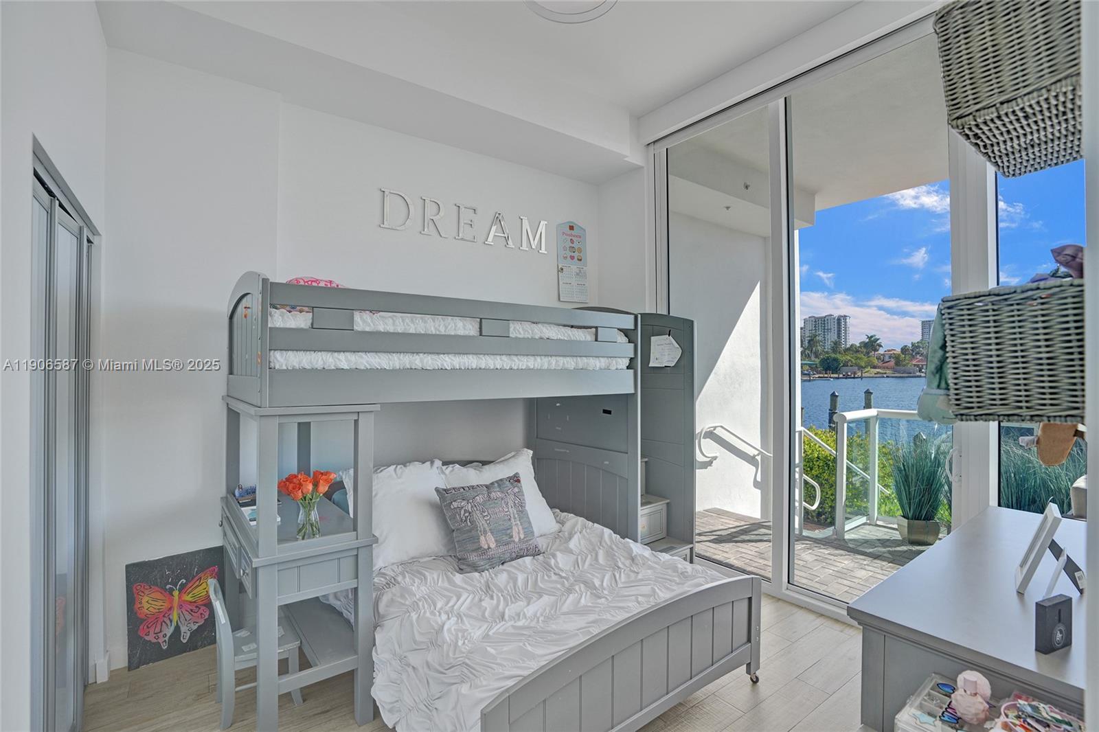 400 Sunny Isles Blvd # 116