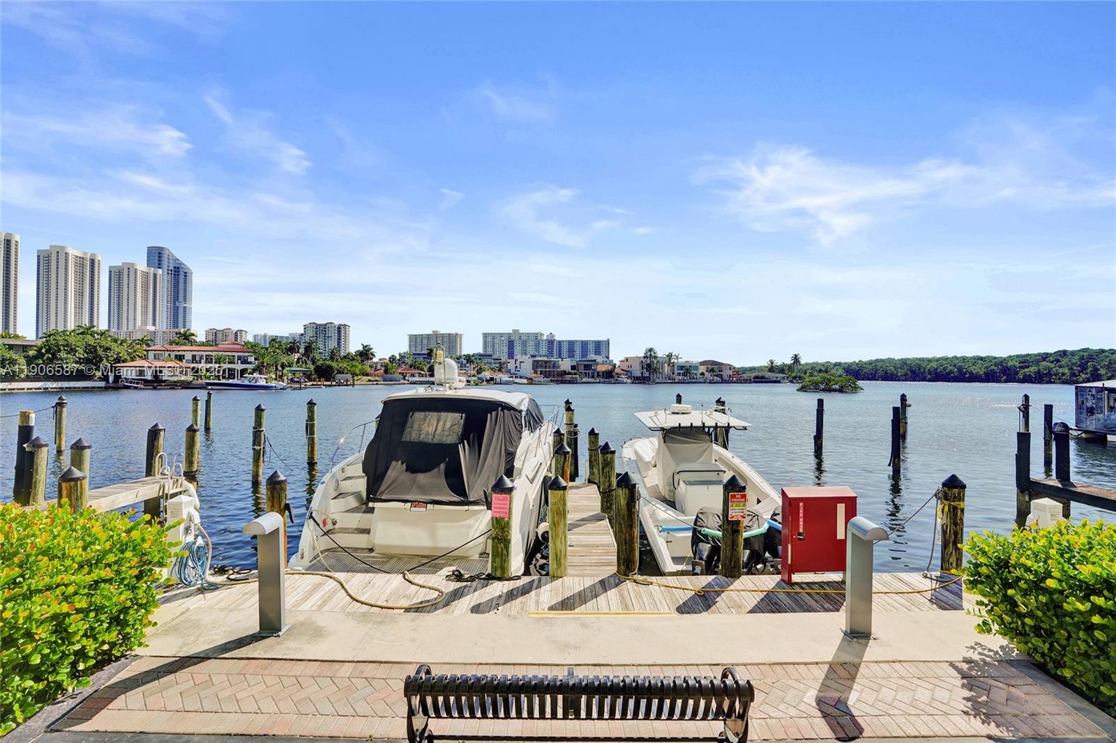 400 Sunny Isles Blvd # 116