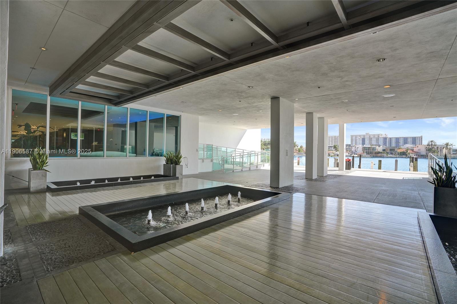 400 Sunny Isles Blvd # 116