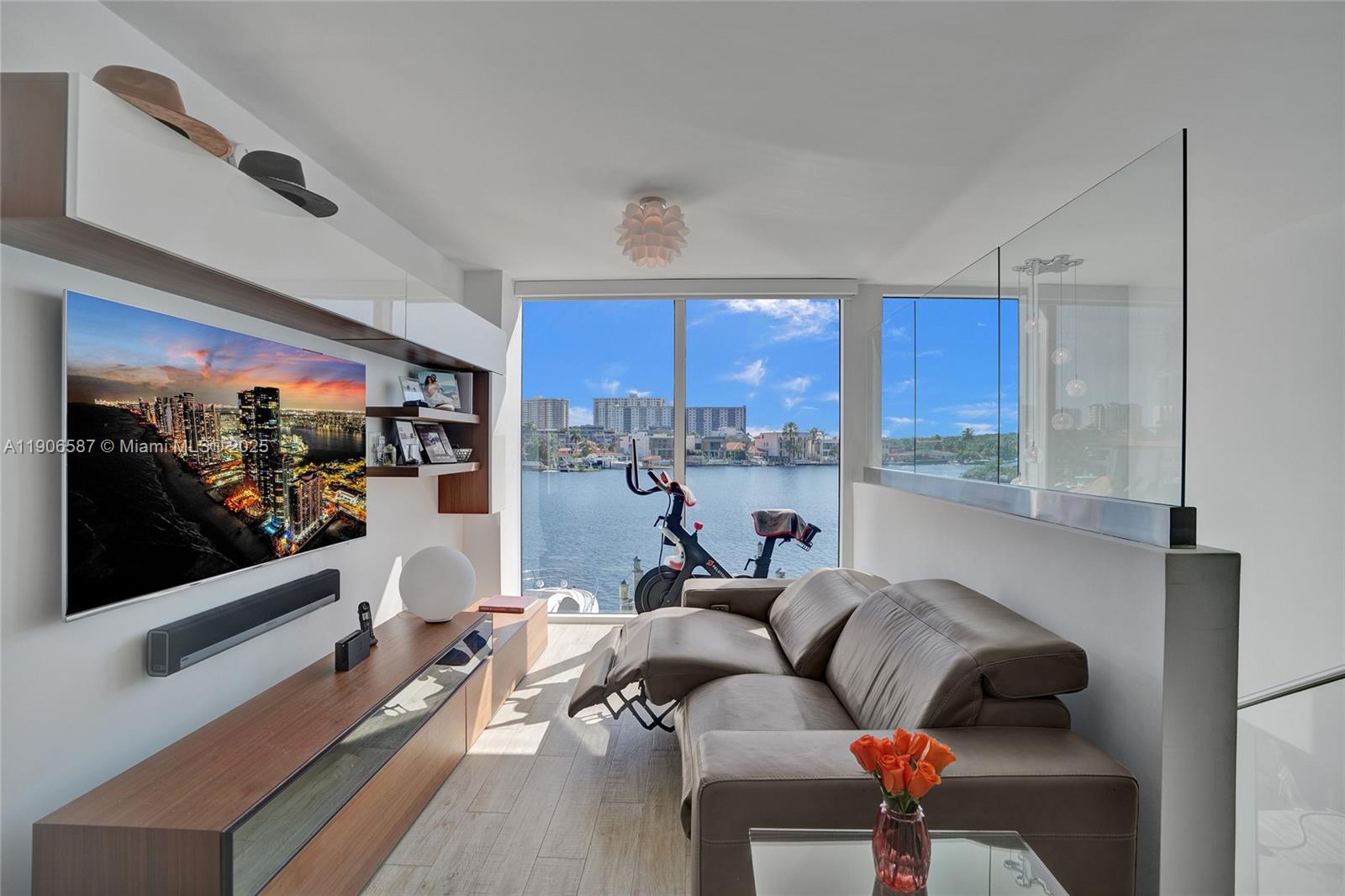 400 Sunny Isles Blvd # 116