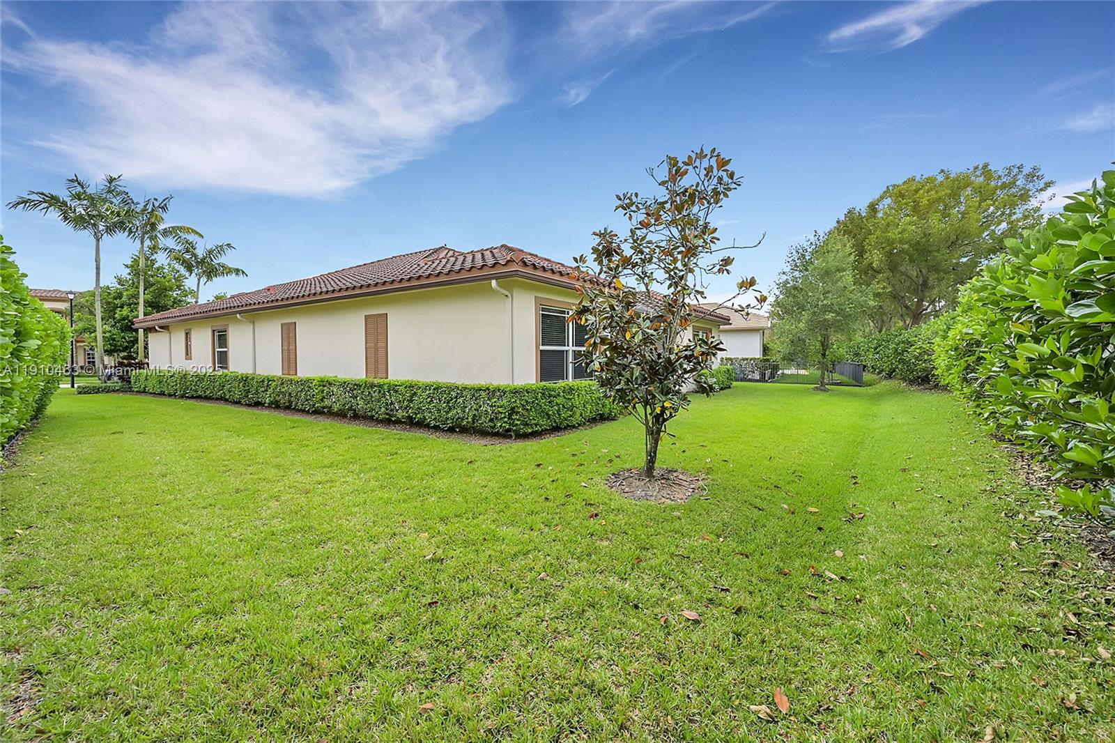 9051 Edgewater Bnd # 9051