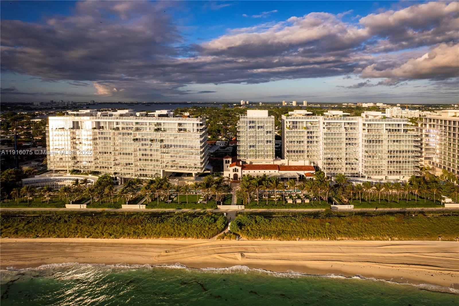 9001 Collins Ave # 207 Unit: S-207