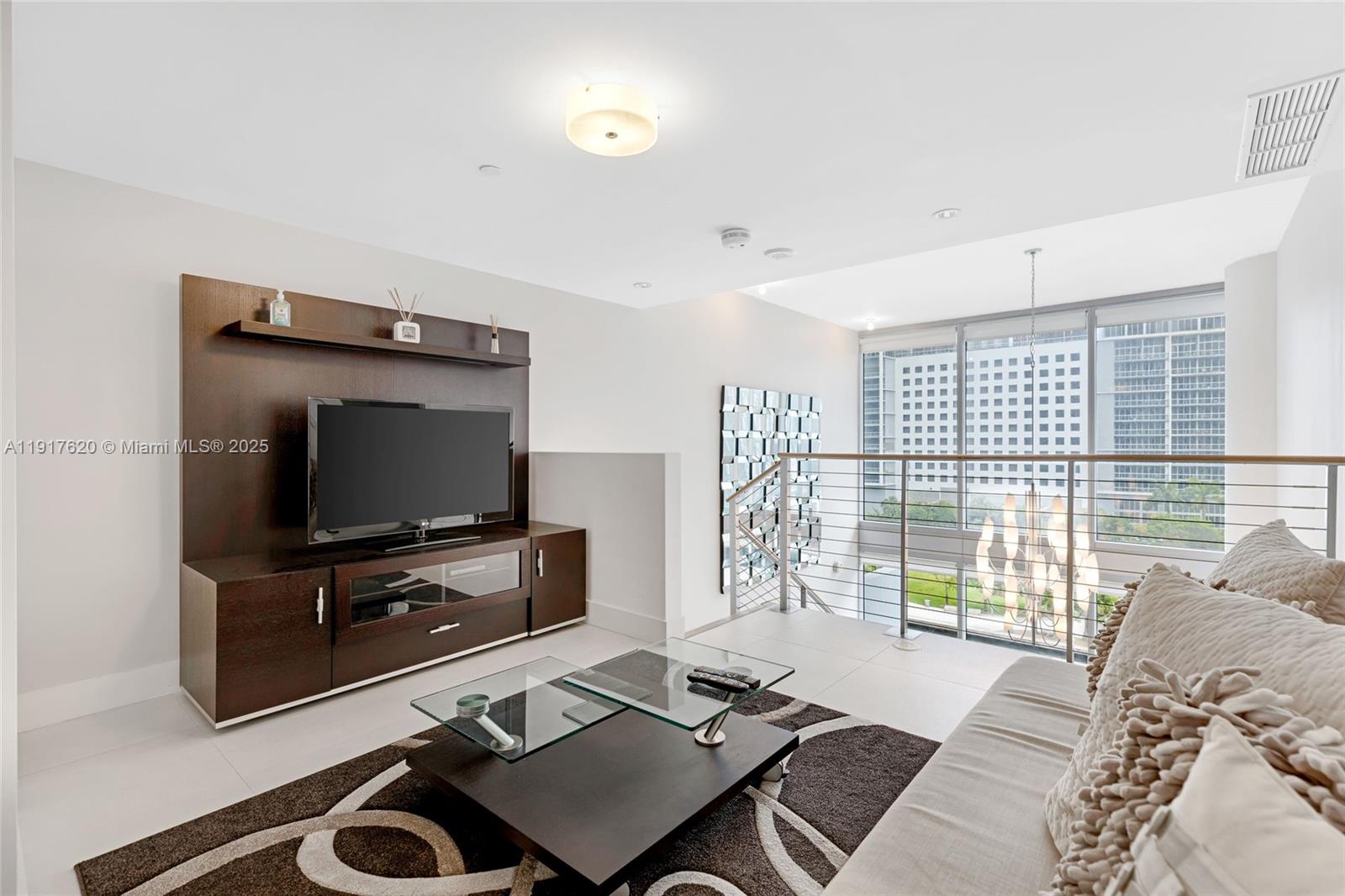 200 Biscayne Boulevard Way # 504