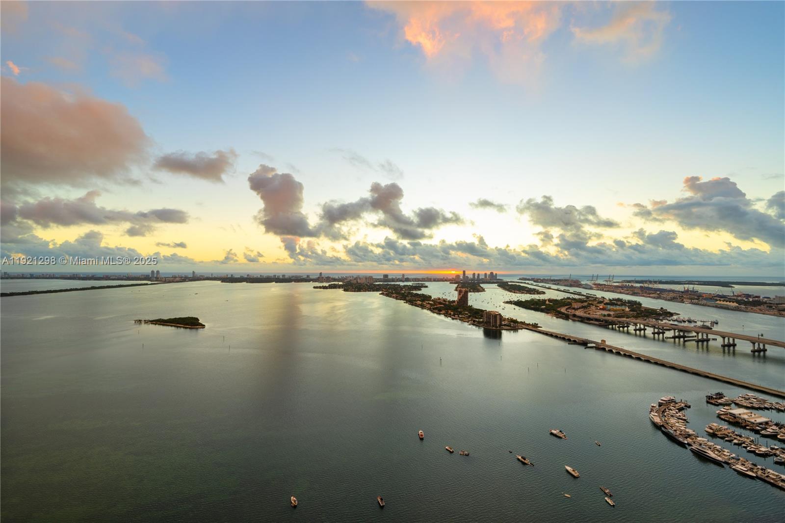 1900 N Bayshore Dr # 4902