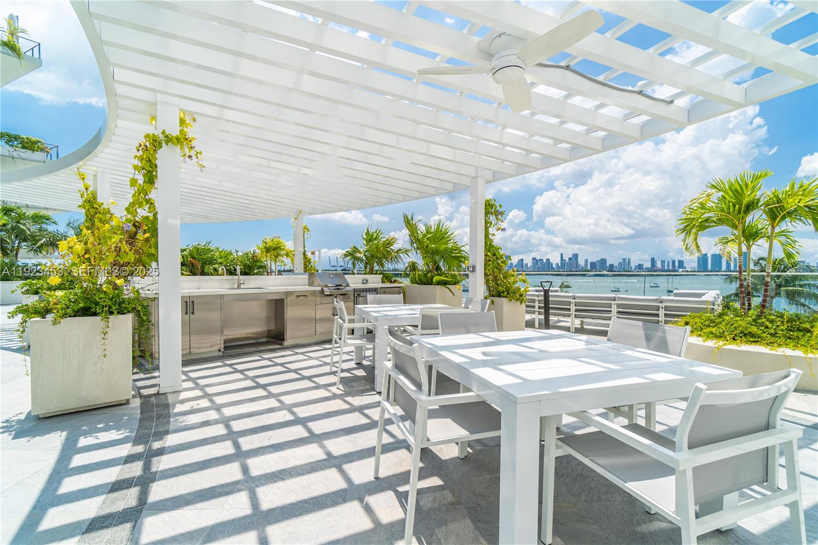 1330 West Ave # 1009