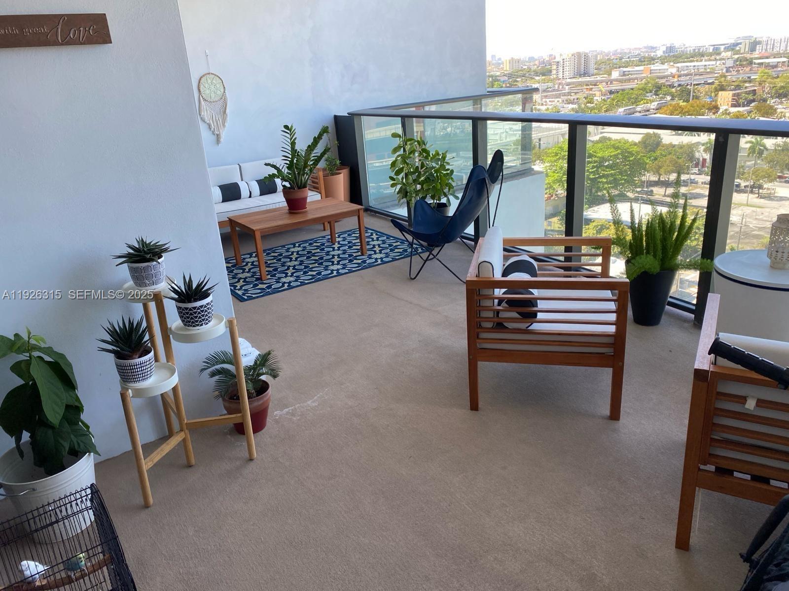 1600 NE 1st Avenue # 1011