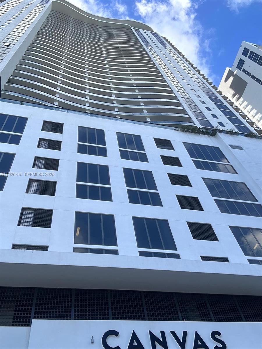 1600 NE 1st Avenue # 1011