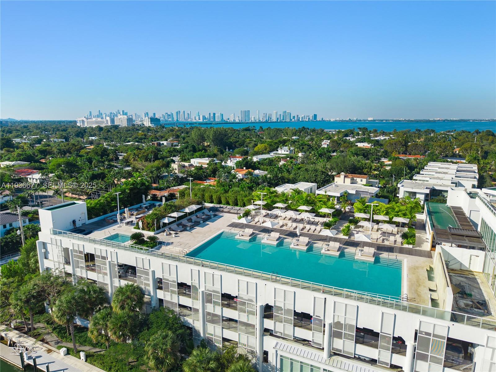 Ritz-Carlton Residences Miami Beach 304