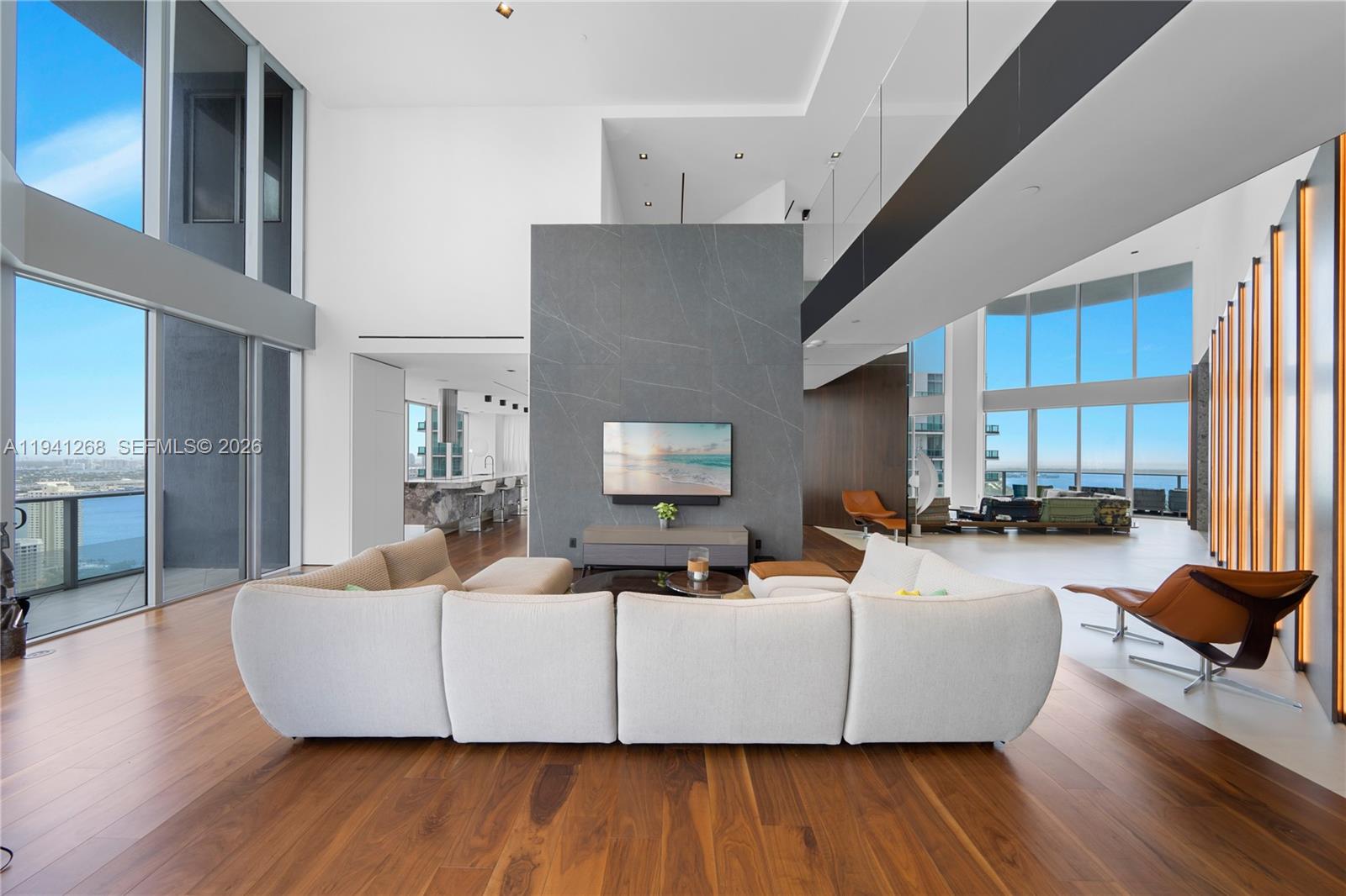 Brickell House Penthouse 4401