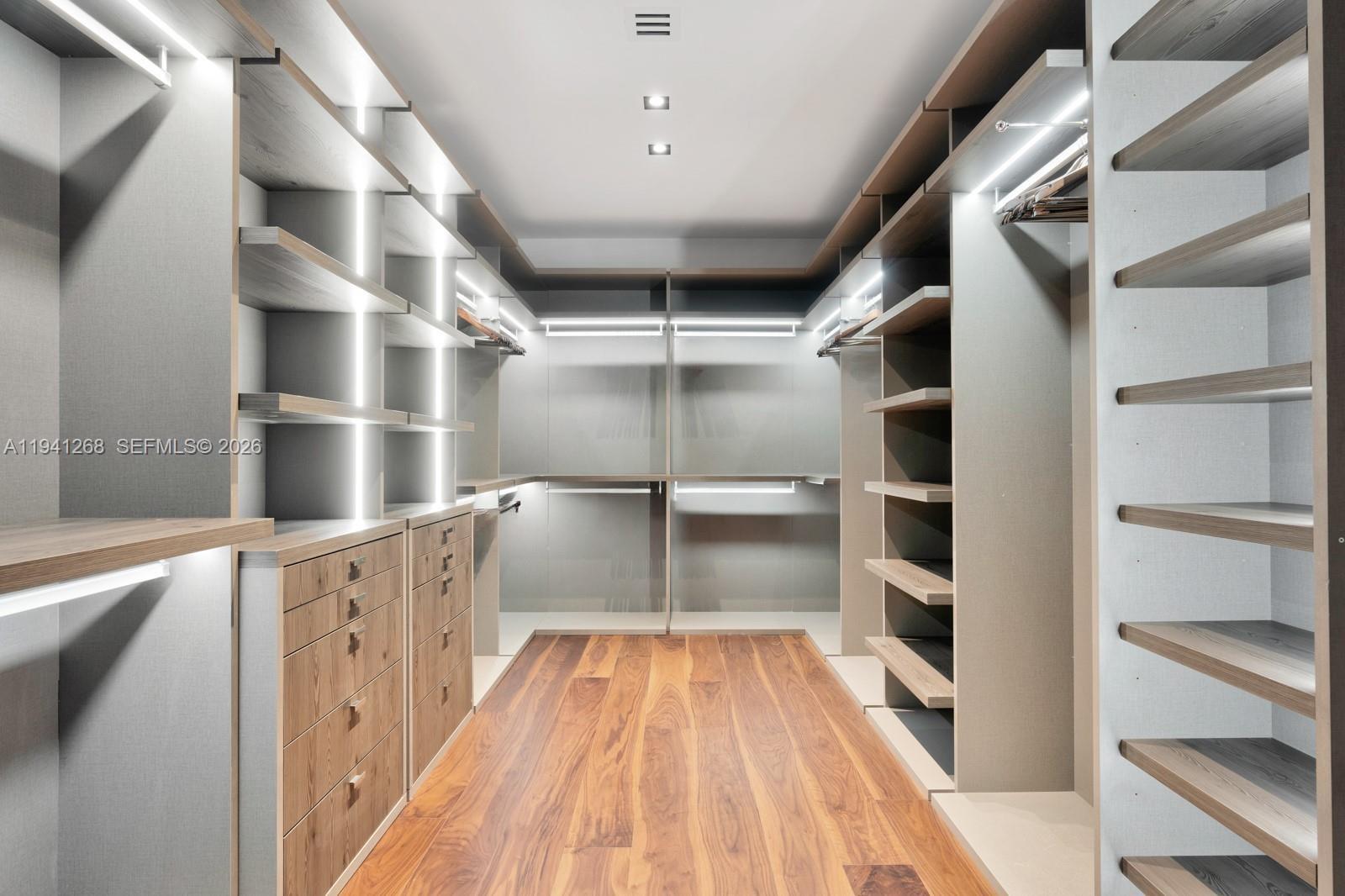 Brickell House Penthouse 4401